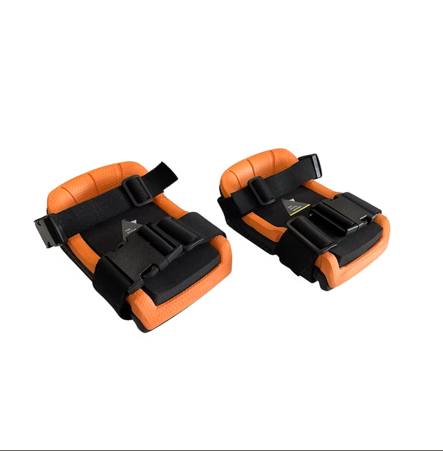 Pitch Hopper Knee Pads by FENTO